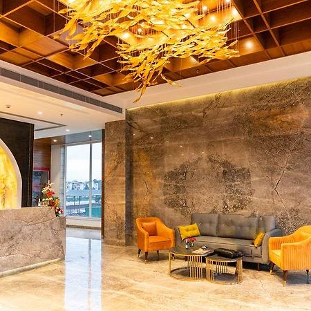Clarion Hotel Epicure Dehradun Interno foto