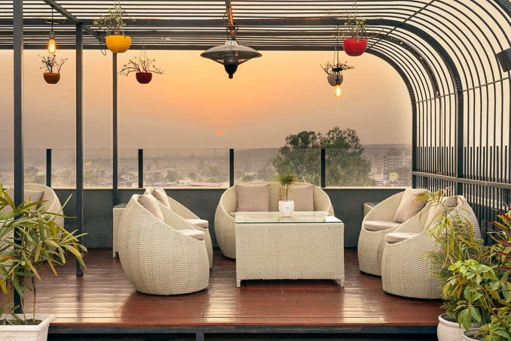 Clarion Hotel Epicure Dehradun Servizi foto